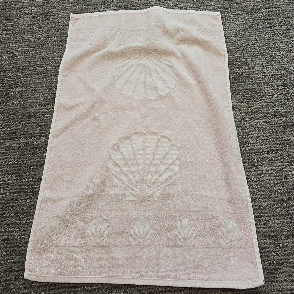 VTG Cannon Large Hand Towel Sea Shell‎ Pink Cotton